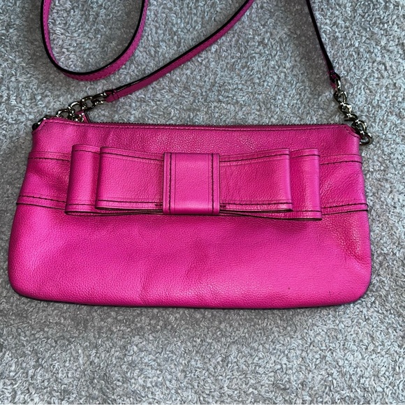 Kate Spade Vibrant Pink Crossbody Bag with Bow Accent - Picture 3 of 12